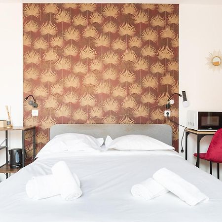S&K Suite Grande Rue Roubaix - Chambre Spacieuse Et Sdb Privee - Netflix Et Cuisine Buitenkant foto