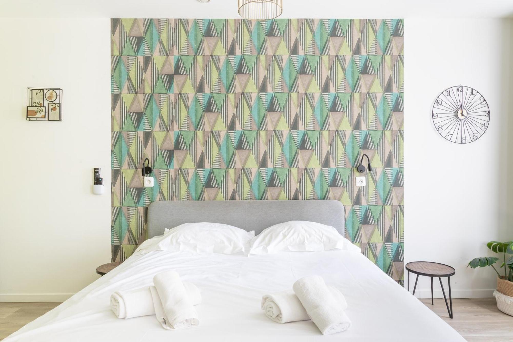 S&K Suite Grande Rue Roubaix - Chambre Spacieuse Et Sdb Privee - Netflix Et Cuisine Buitenkant foto