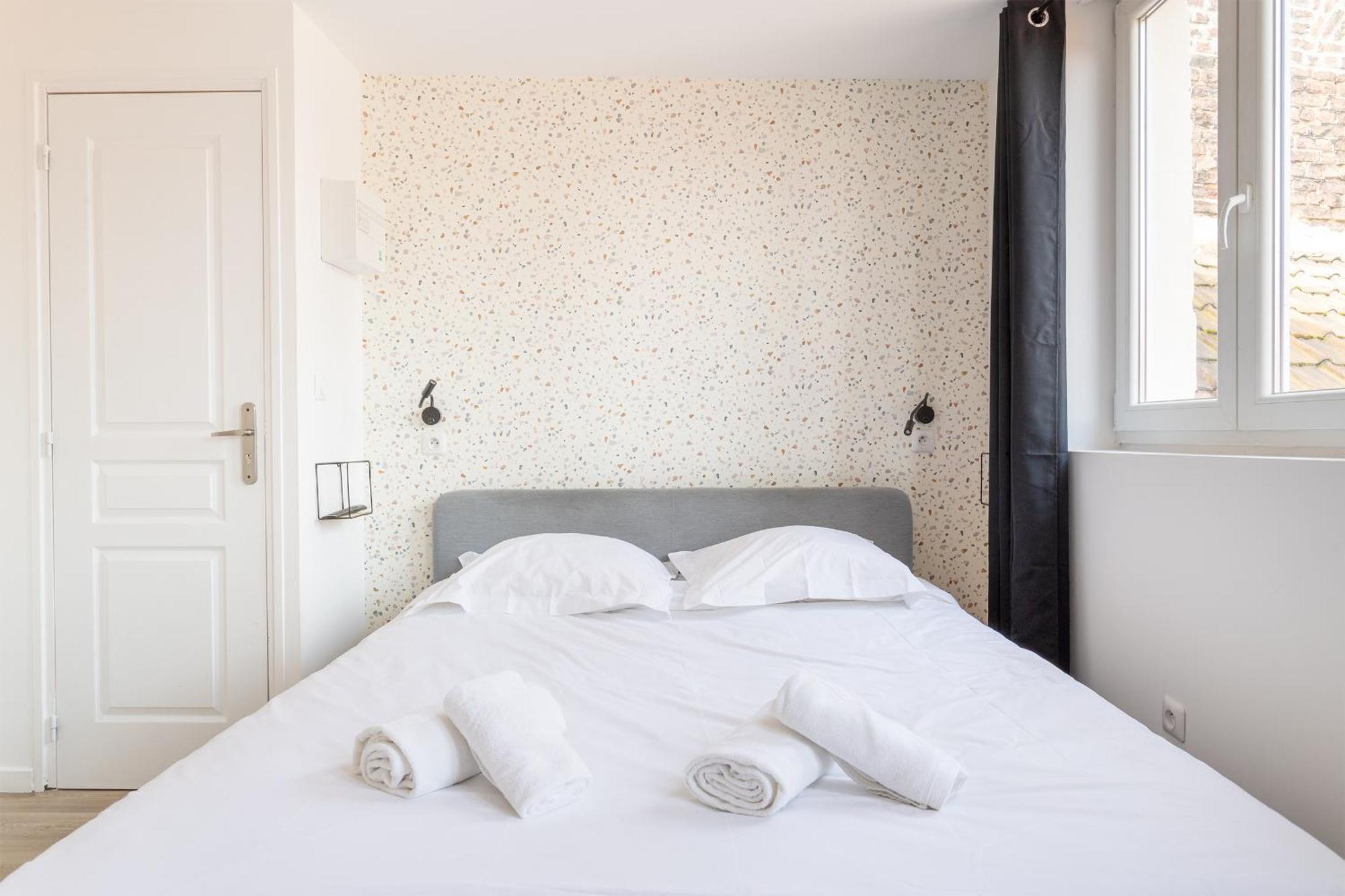 S&K Suite Grande Rue Roubaix - Chambre Spacieuse Et Sdb Privee - Netflix Et Cuisine Buitenkant foto