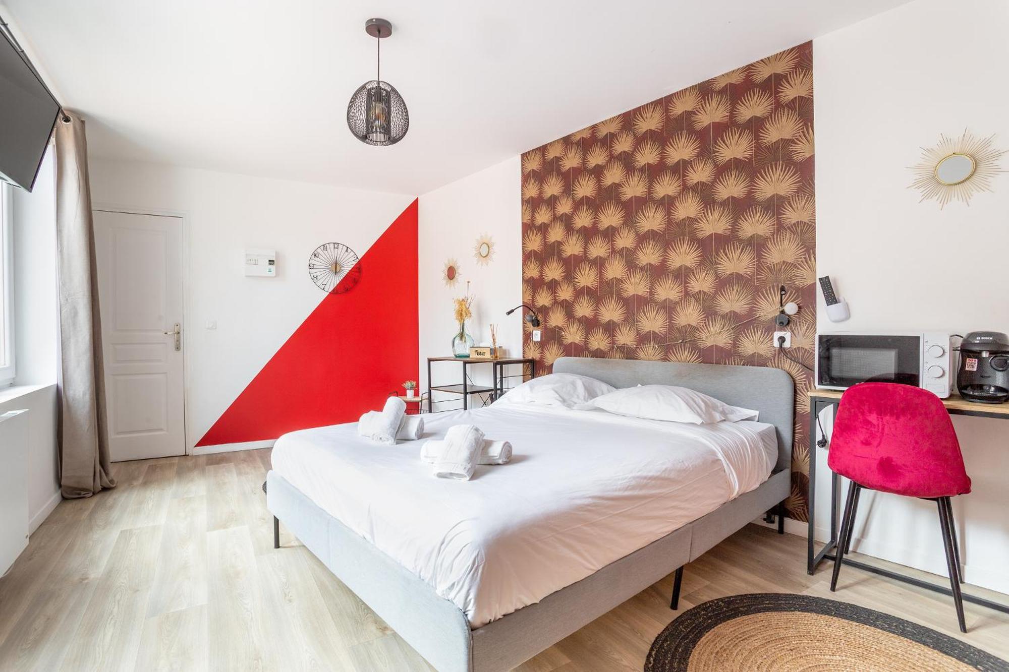 S&K Suite Grande Rue Roubaix - Chambre Spacieuse Et Sdb Privee - Netflix Et Cuisine Buitenkant foto